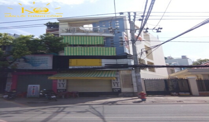 Nhìn từ bên ngoài thiết kế đẹp Nhìn từ bên ngoài thiết kế đẹp