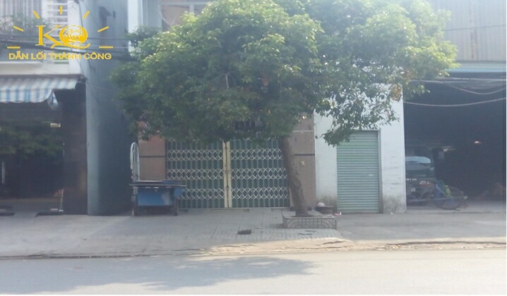 Không gian trước nhà Không gian trước nhà