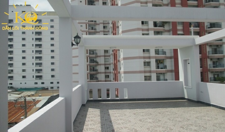 Sân thượng rộng Sân thượng rộng