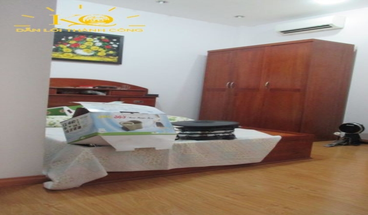 Phòng Ngủ rộng rãi, Phòng Ngủ rộng rãi,