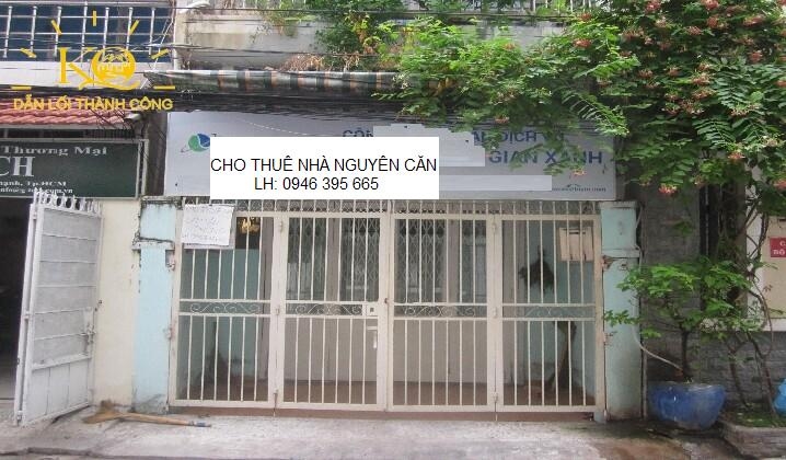 Mặt trước rộng, thoáng Mặt trước rộng, thoáng