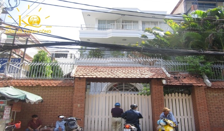 Nhìn từ bên ngoài thiết kế đẹp Nhìn từ bên ngoài thiết kế đẹp