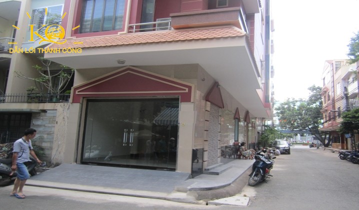 Mặt trước nhà Mặt trước nhà