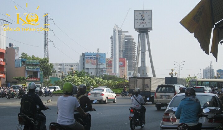 Con đường trước nhà Con đường trước nhà