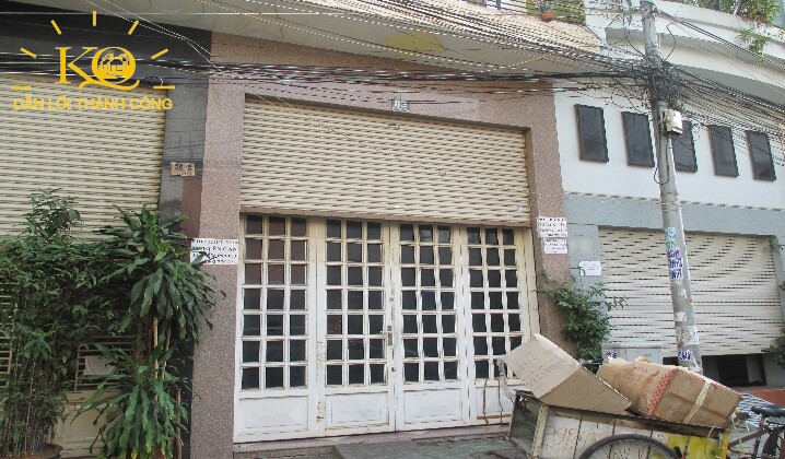 Mặt trước nhà Mặt trước nhà