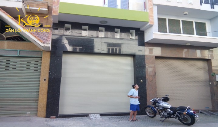 Mặt trước nhà mặt trước nhà