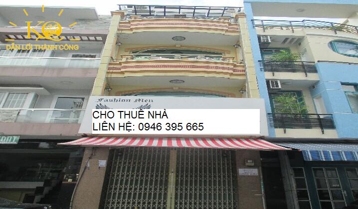 Nhìn căn nhà từ bên ngoài Nhìn căn nhà từ bên ngoài