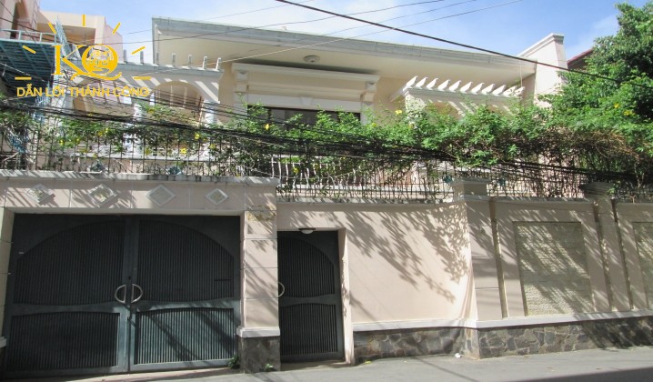 Mặt trước nhà mặt trước nhà