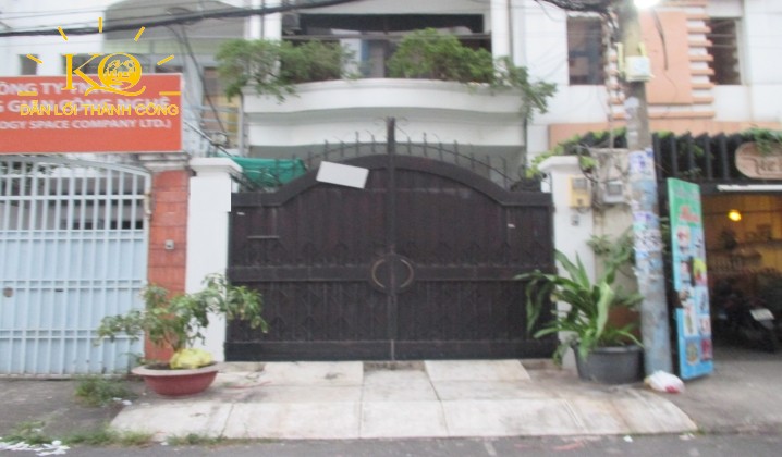 Mặt trước nhà mặt trước nhà