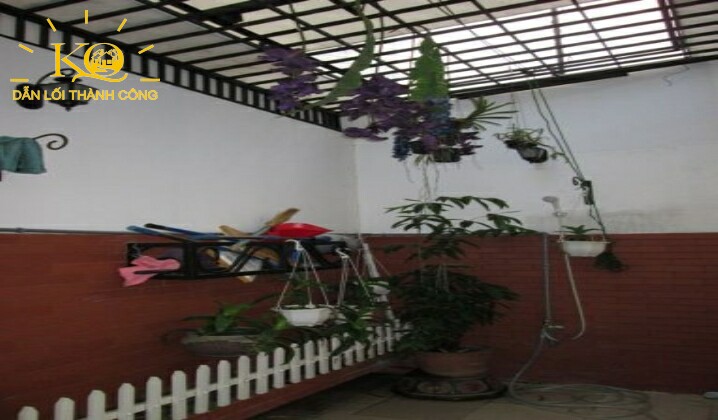 Một góc của ban công Một góc của ban công