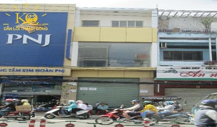 nhìn từ bên ngoài nhìn từ bên ngoài