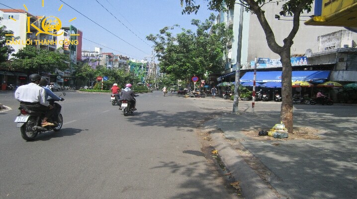 đường Phan Xích Long đường Phan Xích Long