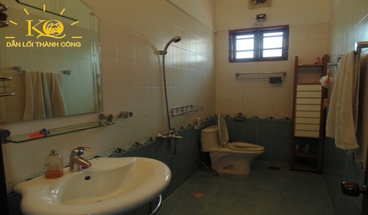 Nhà vệ sinh Nhà vệ sinh