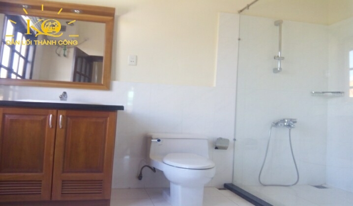 Nhà vệ sinh sạch sẽ Nhà vệ sinh sạch sẽ