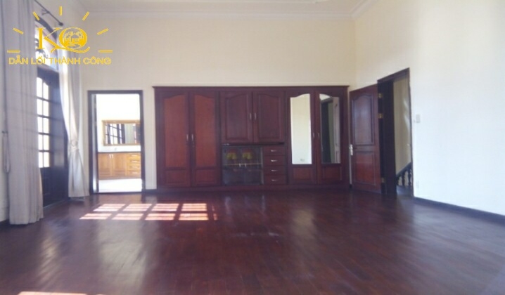 Tầng trệt Tầng trệt