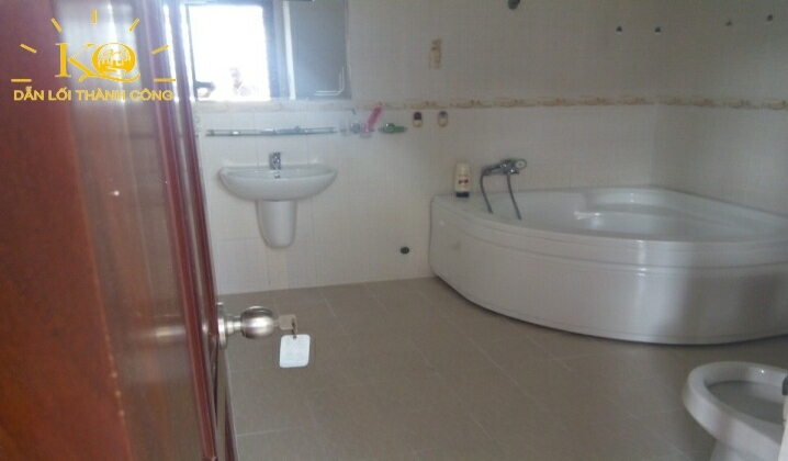 Nhà vệ sinh Nhà vệ sinh