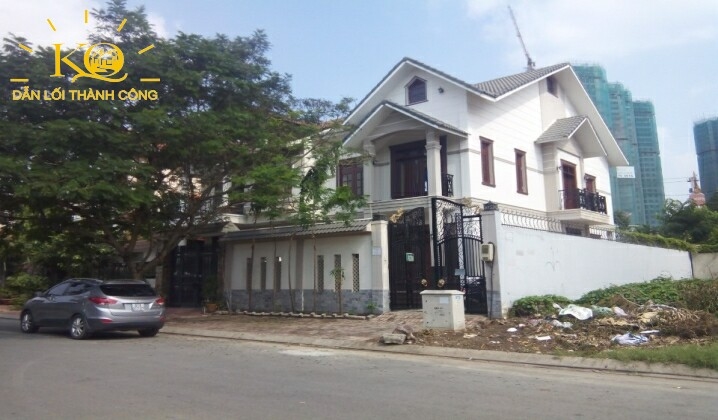 Không gian quanh nhà  Không gian quanh nhà