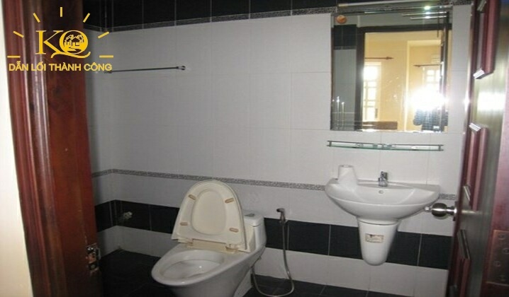 Nhà vệ sinh sạch sẽ Nhà vệ sinh sạch sẽ