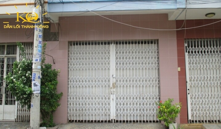 Khu vực trước nhà Khu vực trước nhà