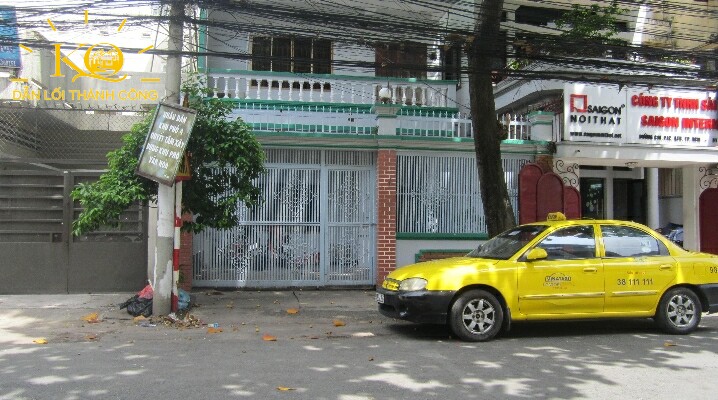 xung quanh nhà xung quanh nhà