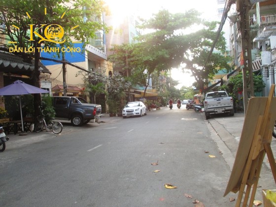 Đường vào nhà