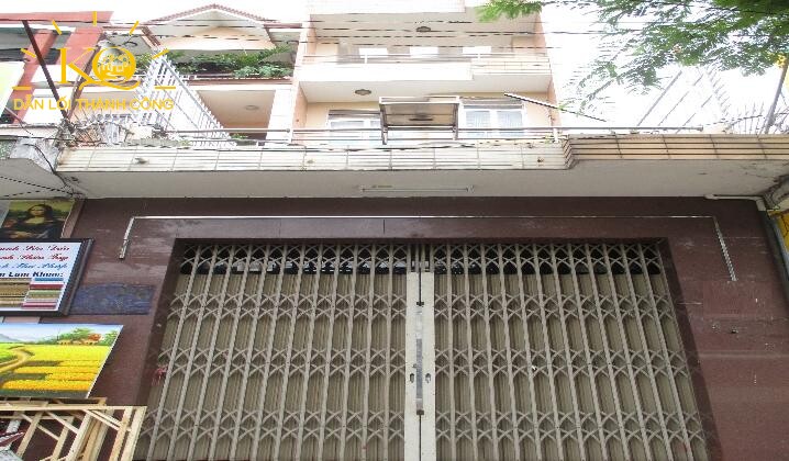 nhìn từ bên ngoài nhìn từ bên ngoài