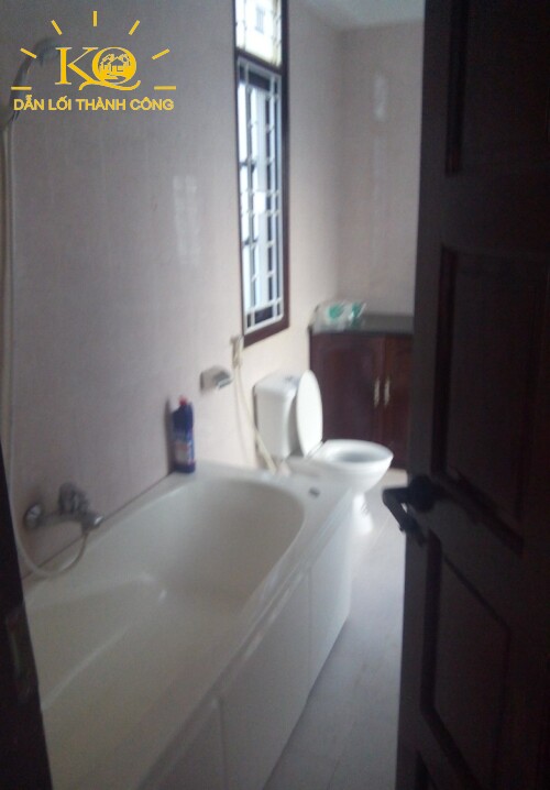 Nhà vệ sinh Nhà vệ sinh