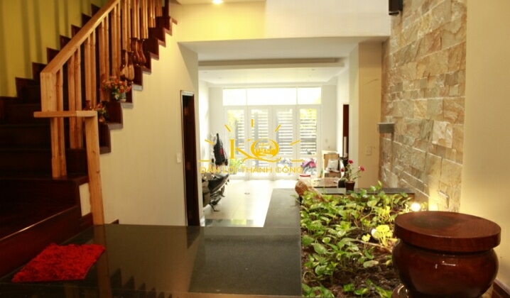 Nhà cho thuê có thiết kế hiện đại, nội thất cao cấp. Nhà cho thuê có thiết kế hiện đại, nội thất cao cấp.