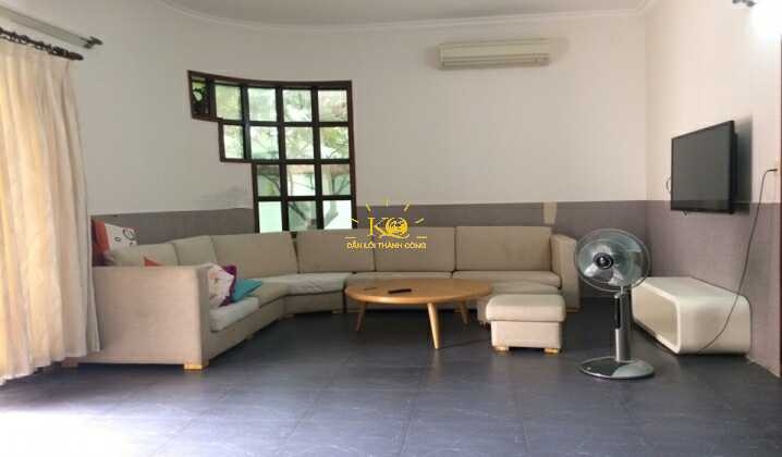 Nhà cho thuê đẹp không gian phòng khách sang trọng. Nhà cho thuê đẹp không gian phòng khách sang trọng.