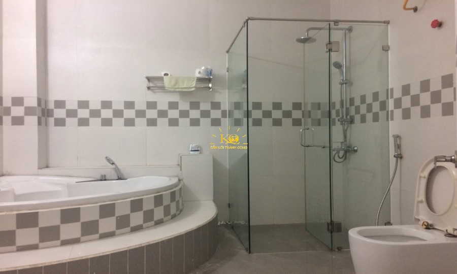 Nhà vệ sinh  Nhà vệ sinh