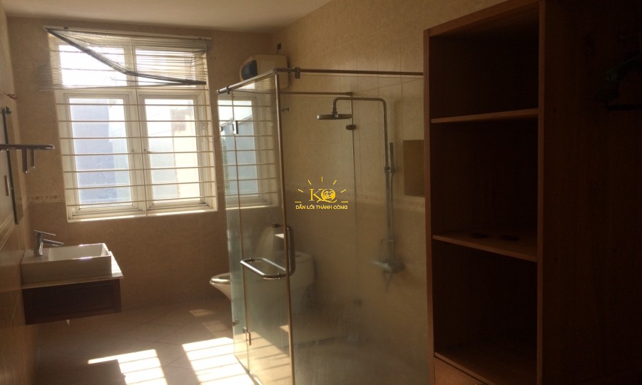 Nhà vệ sinh sạch sẽ, tiện nghi. Nhà vệ sinh sạch sẽ, tiện nghi.