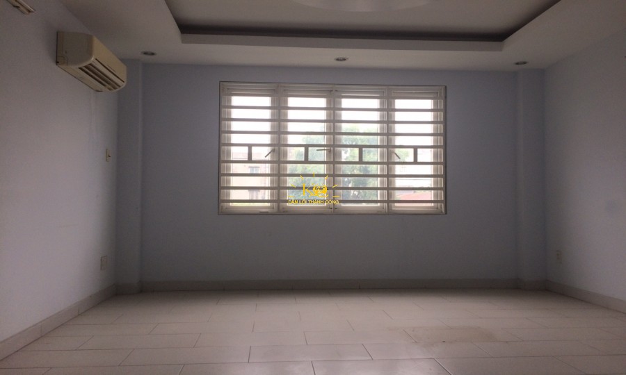 Không gian phòng rộng thoáng. Không gian phòng rộng thoáng.