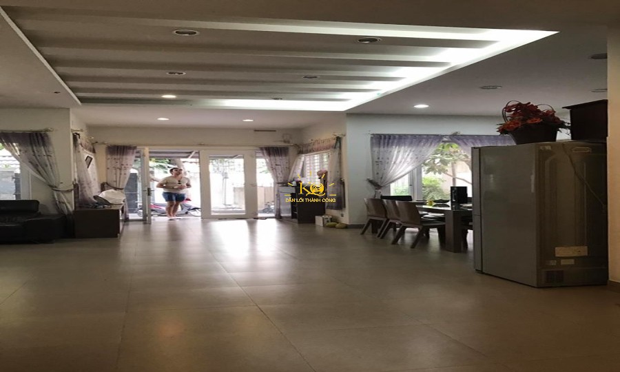 Diện tích nhà cho thuê rộng, thiết kế bên trong nhà trang nhã. Diện tích nhà cho thuê rộng, thiết kế bên trong nhà trang nhã.