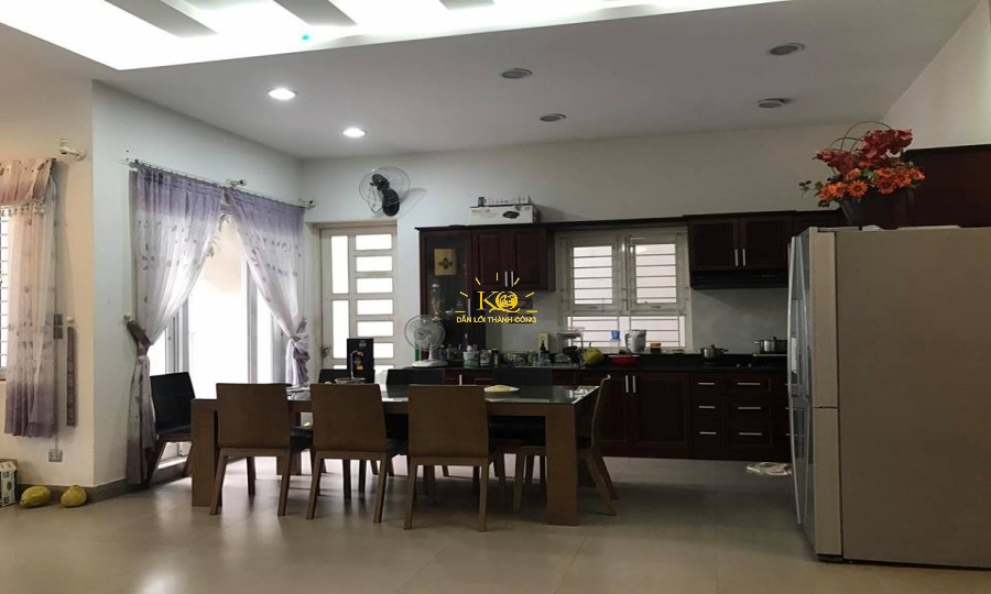 Không gian nhà bếp đẹp, gọn gàng, tiện nghi tạo cảm giác thoải mái cho người ở. Không gian nhà bếp đẹp, gọn gàng, tiện nghi tạo cảm giác thoải mái cho người ở.