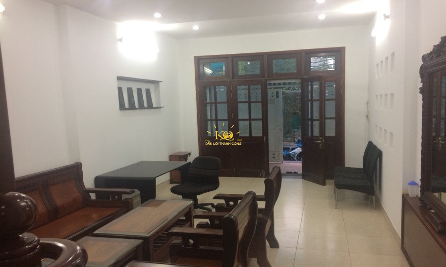 Nhà nguyên căn cho thuê quận 2 với tông màu trắng tinh tế, trang nhã. Nhà nguyên căn cho thuê quận 2 với tông màu trắng tinh tế, trang nhã.