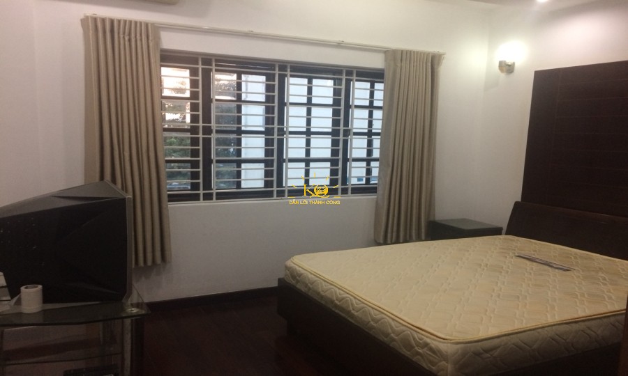 Phòng ngủ rộng thoáng, nội thất đầy đủ. Phòng ngủ rộng thoáng, nội thất đầy đủ.