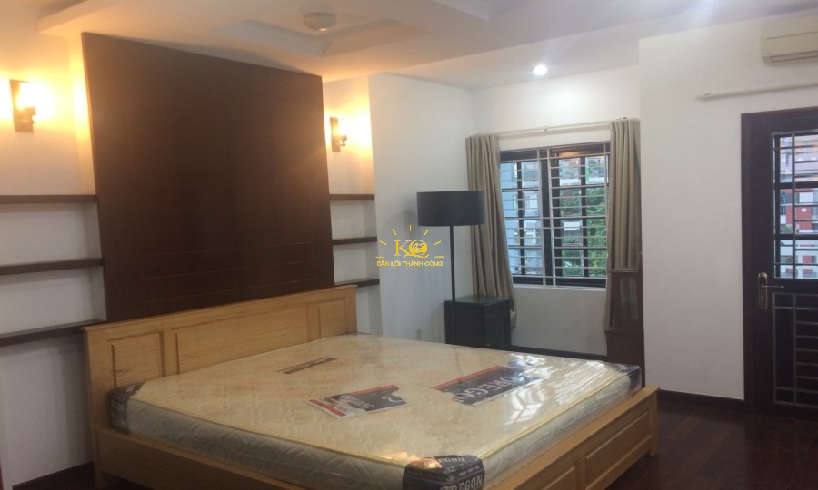 Không gian phòng ngủ rộng, ánh sáng tốt từ bên ngoài. Không gian phòng ngủ rộng, ánh sáng tốt từ bên ngoài.