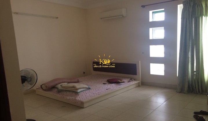 Phòng ngủ thoáng mát, không gian rộng, ánh sáng trong phòng tốt. Phòng ngủ thoáng mát, không gian rộng, ánh sáng trong phòng tốt.