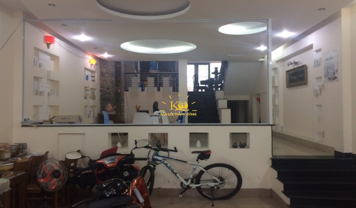 Không gian nhà cho thuê thoáng, trang trí hài hòa. Không gian nhà cho thuê thoáng, trang trí hài hòa.