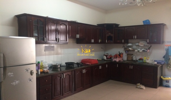 Khu vực nhà bếp hiện đại, tiện nghi. Khu vực nhà bếp hiện đại, tiện nghi.