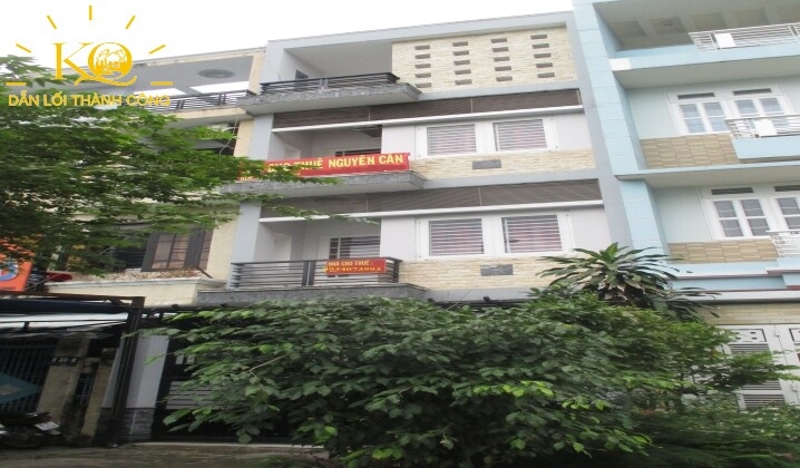 Mặt trước nhà Mặt trước nhà