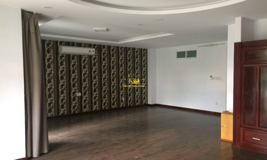 Phòng rộng tạo cảm giác thoải mái cho người ở. Phòng rộng tạo cảm giác thoải mái cho người ở.