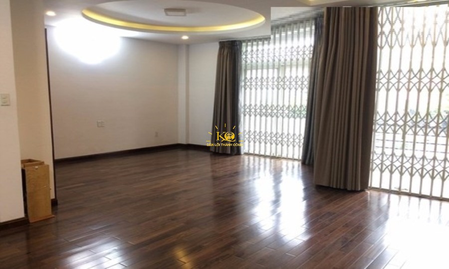 Sàn nhà được lót gỗ cao cấp, ánh sáng phòng tự nhiên. Sàn nhà được lót gỗ cao cấp, ánh sáng phòng tự nhiên.