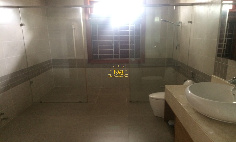 Khu vực vệ sinh sạch thoáng. Khu vực vệ sinh sạch thoáng.