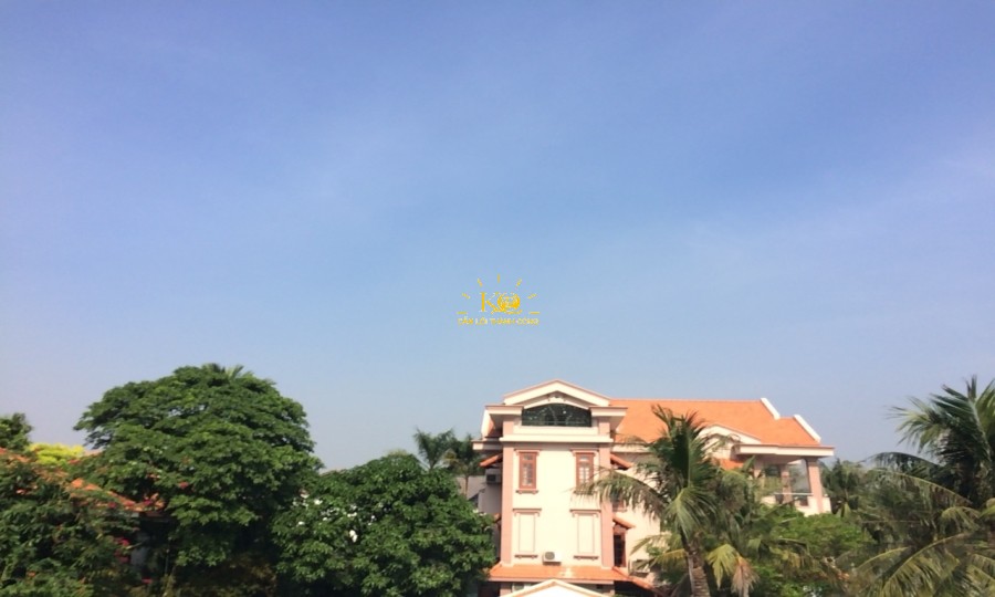 View tuyệt đẹp khi nhìn từ sân thượng nhà cho thuê. View tuyệt đẹp khi nhìn từ sân thượng nhà cho thuê.