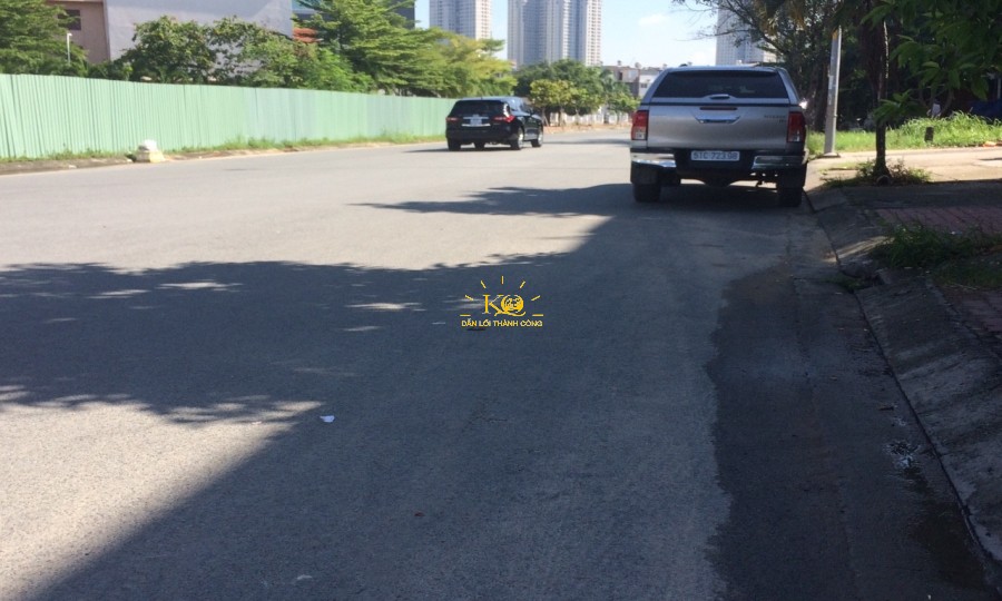 Đường trước nhà rộng Đường trước nhà rộng