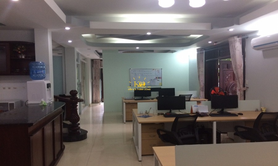 Văn phòng làm việc đầy đủ tiện nghi. Văn phòng làm việc đầy đủ tiện nghi.