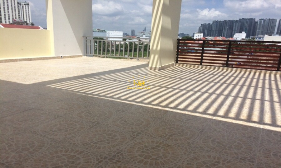 Sân thượng rộng Sân thượng rộng