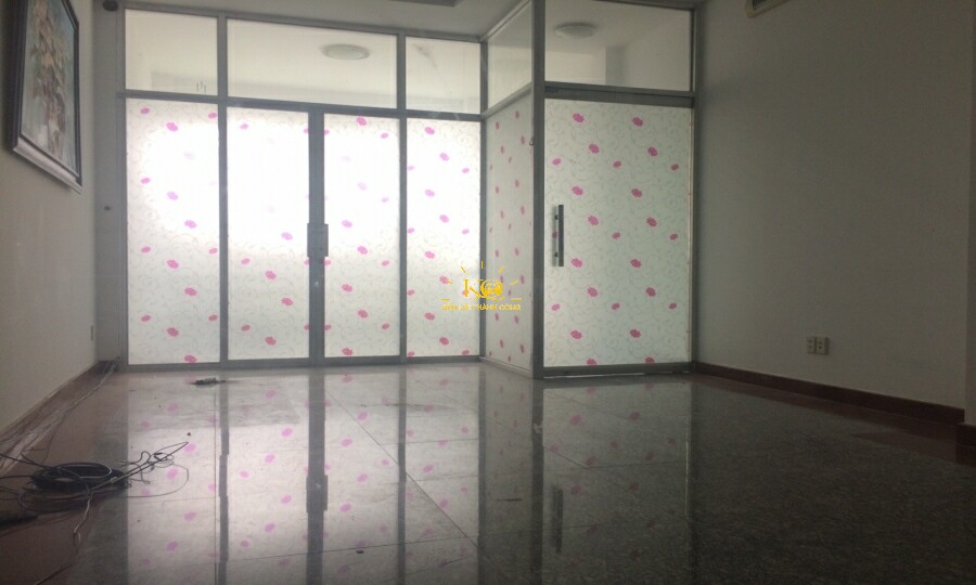 Diện tích các phòng trong nhà cho thuê, mối phòng đều có máy lạnh và nhà vệ sinh riêng.