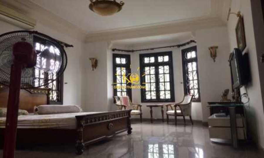 Không gian phòng ngủ rộng. Không gian phòng ngủ rộng.